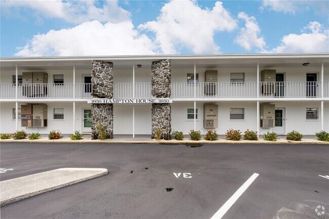 Building Photo - 3950 Roxane Blvd Rental