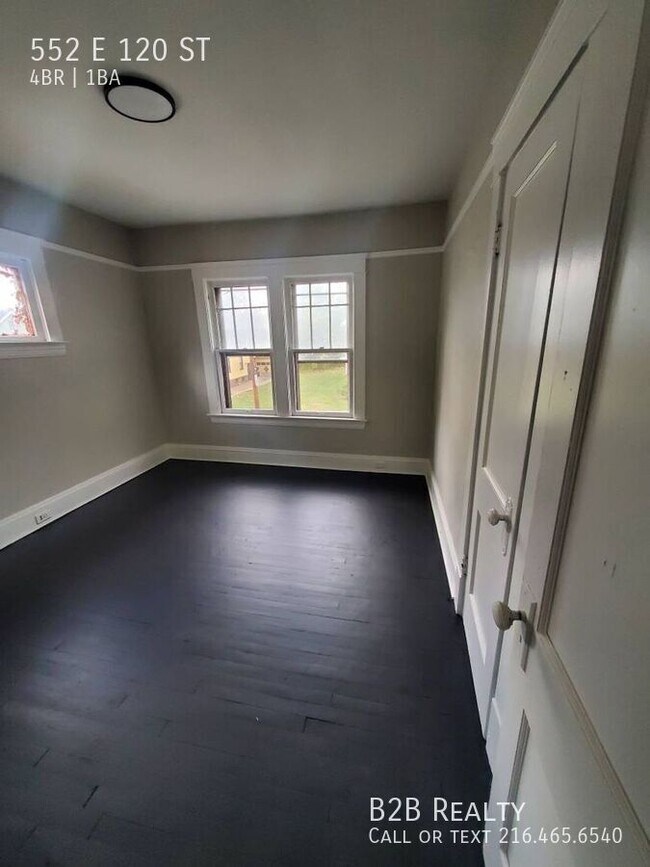 Photo - 552 E 120th St