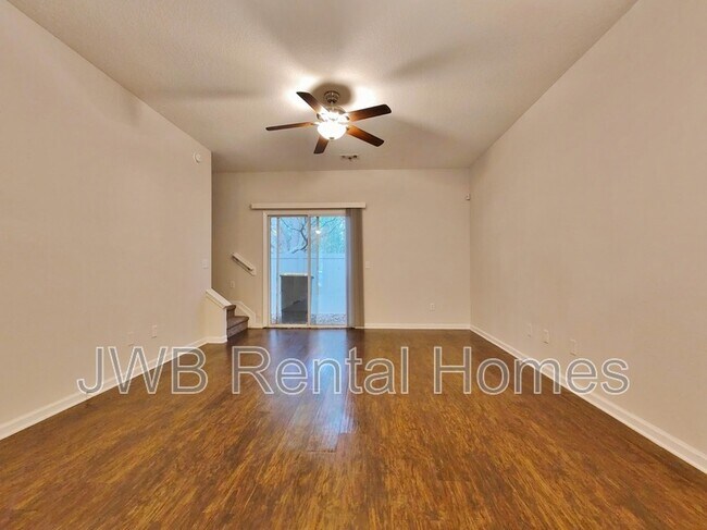 Photo - 4802 Playpen Dr