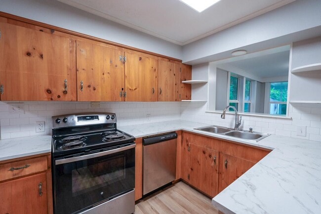 Photo - Large 3-Bed, 1-Bath Home on Anderson Island – Newly Remodeled!