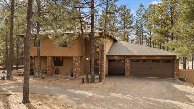 Building Photo - One of the Best Rental Opportunities In All of Flagstaff located in Lakeside Acres