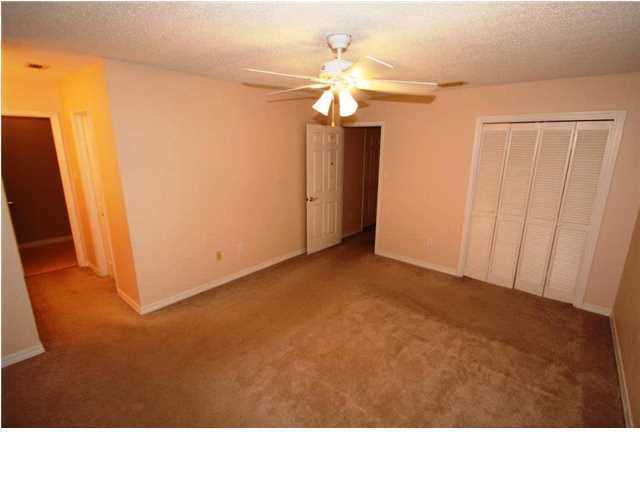 Photo - 2/2.5 Townhome Close to USA campus