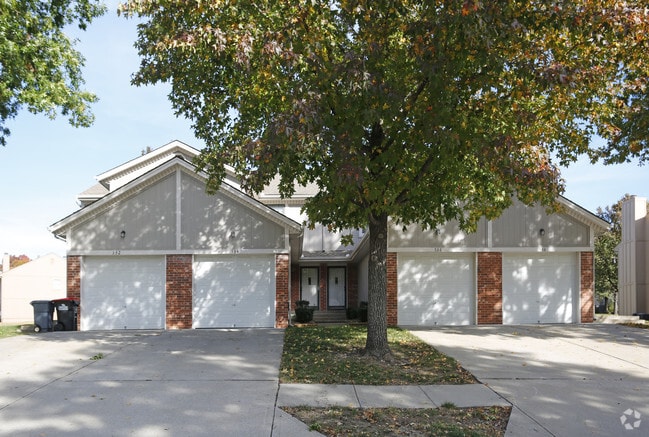 Chapel Oaks