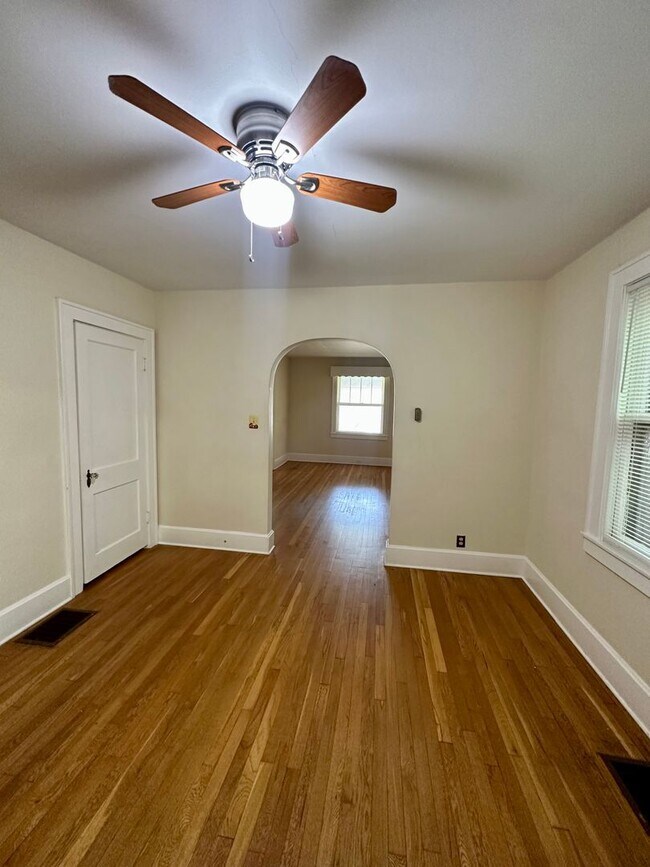 Photo - Pre-Leasing UK Fall Semester 2026