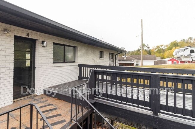 Photo - 513 Donaldson Rd Unit 4