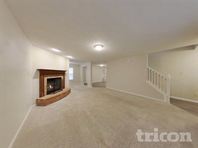 Photo - 2322 Edgewater Cir