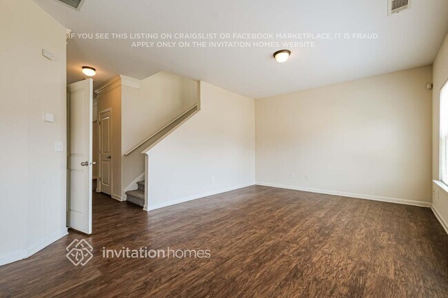 Photo - 4232 Oak Field Dr