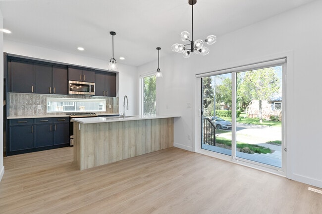 Photo - 8305-8387 87 St NW Unit MAIN 8305