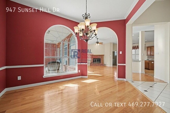 Photo - 947 Sunset Hill Dr