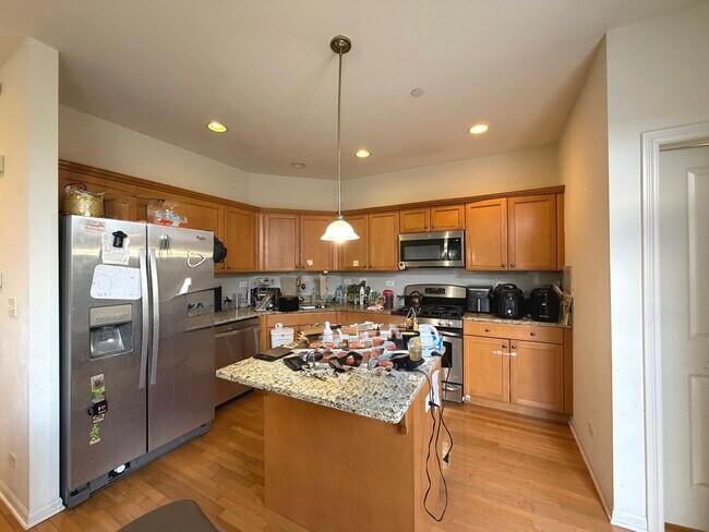 Photo - 2573 Waterbury Ln