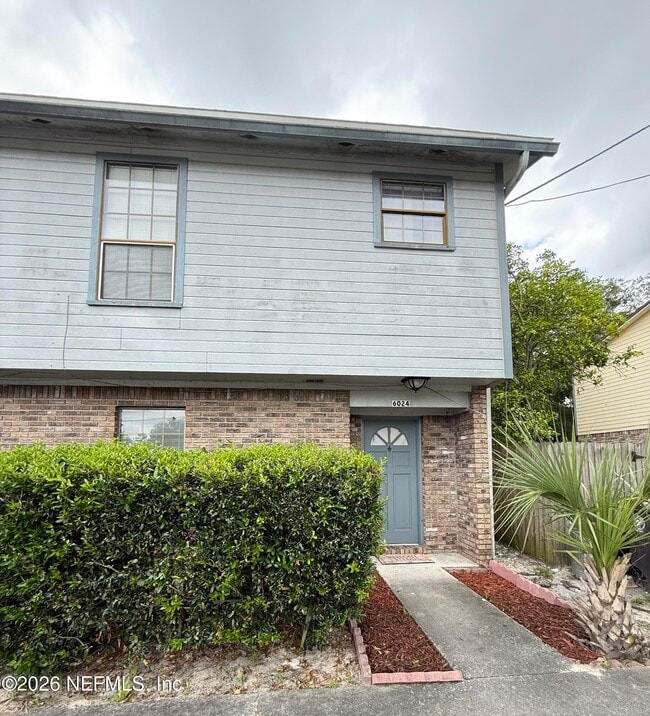 Building Photo - 6024 Duclay Rd