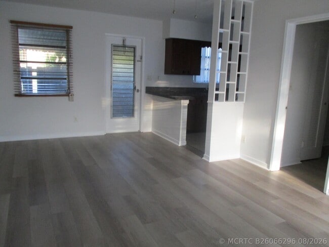 Building Photo - 2640 Pierce St Unit 9