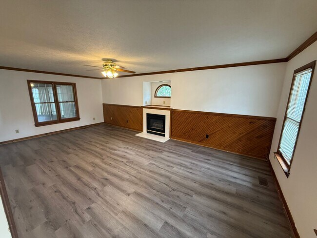 Photo - 8207 Whirlaway Dr