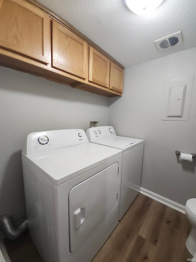 Photo - 38042 Dow Ct