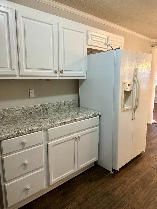 Photo - 407 Ponroy St