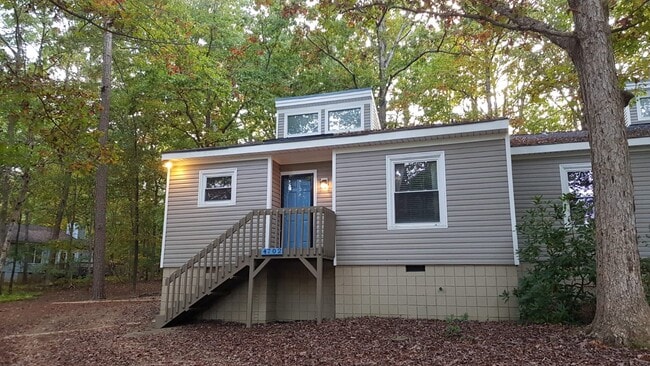 Building Photo - 4702 Cornwall Plz Unit 4702