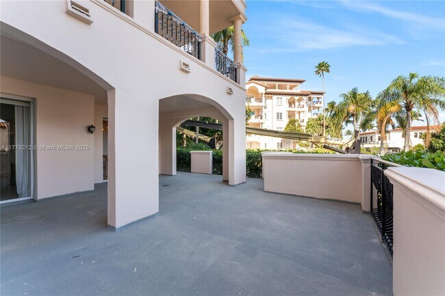 Photo - 19112 Fisher Island Dr Unidad 19112