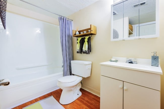 Photo - The Pointe at Midtown