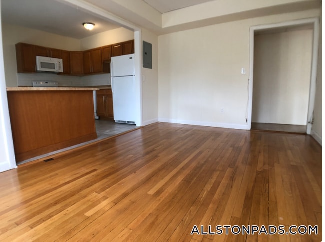 Photo - 1135 Commonwealth Ave Unidad 7