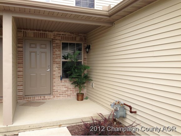 Entry - 3818 Balmoral Dr Unit 3818
