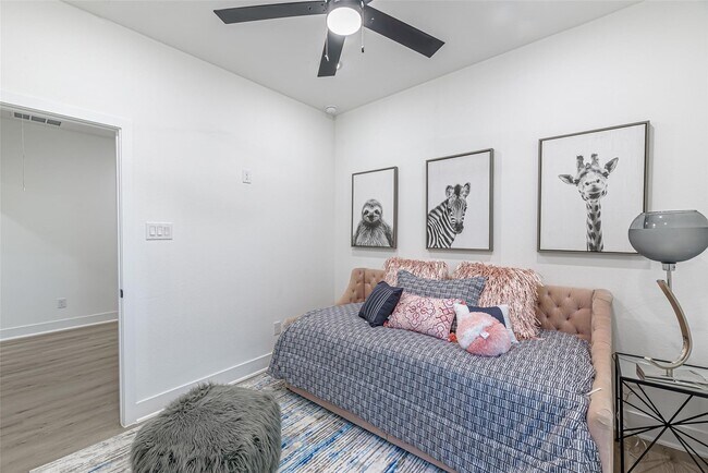 Photo - 7806 Comal St