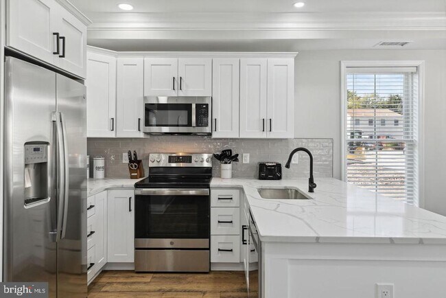 Photo - 36 Evergreen Ln