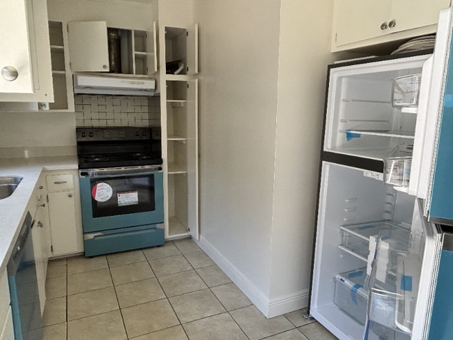 Photo - 2114 Curtner Ave Unit APT 3