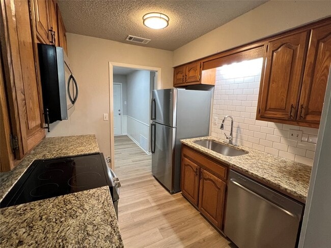 Photo - 3021 Northridge Dr
