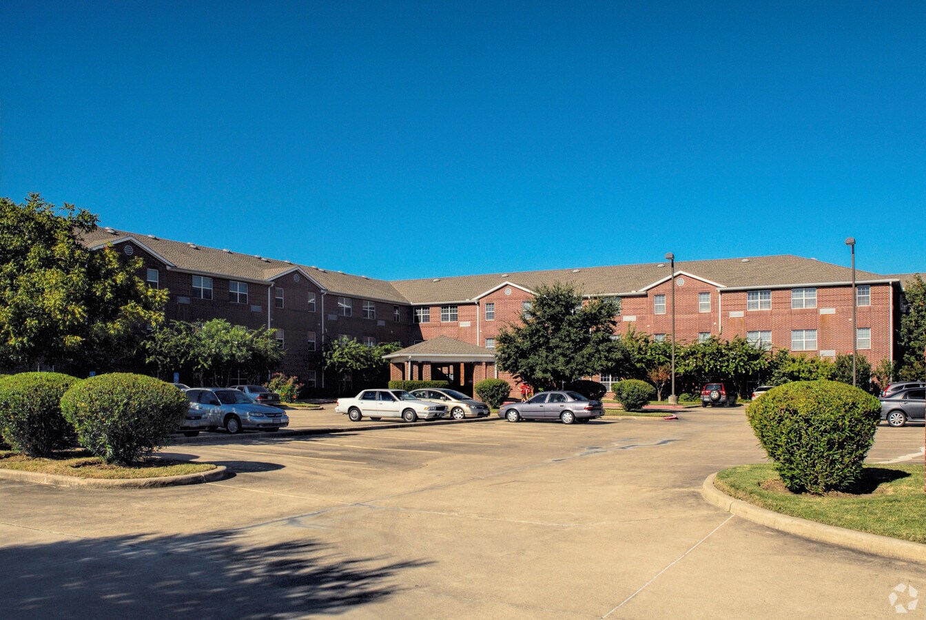 Photo - Oleander Commons Apartments