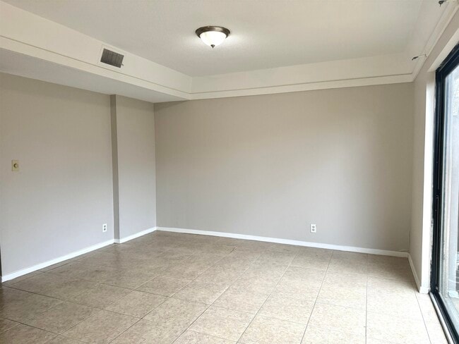 Photo - 6567 Poplar Woods Cir S Unit 5