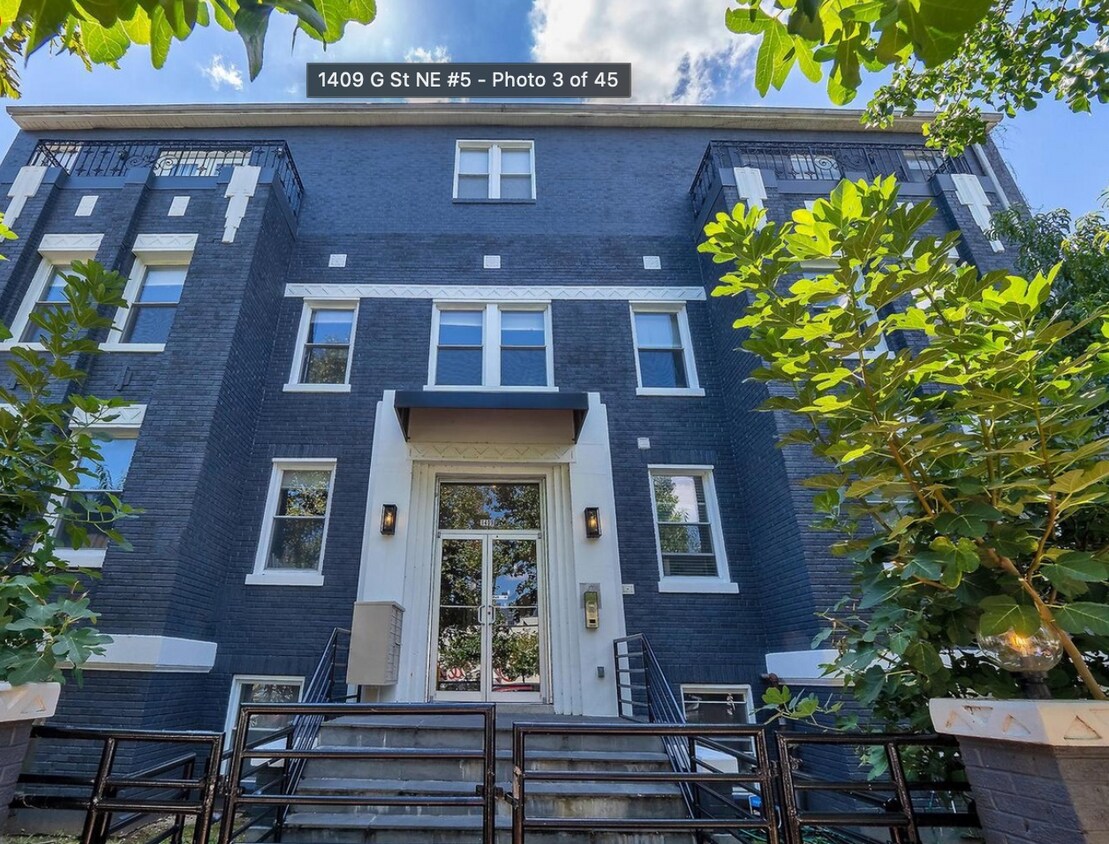 Photo - 1409 G St NE (Washington, DC)