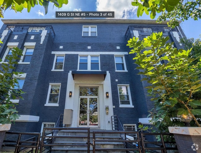 Building Photo - 1409 G St NE Rental