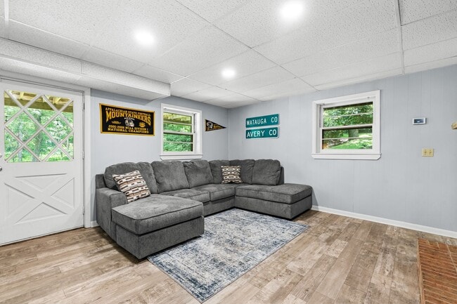 Photo - 864 Trojan Horse Cir Unit Lower