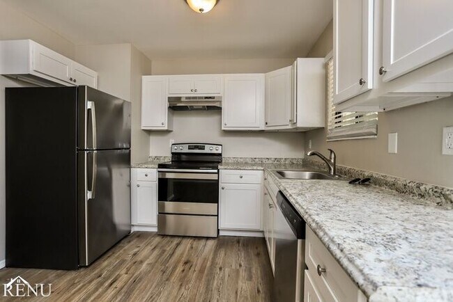 Photo - 18 River Bluff Dr