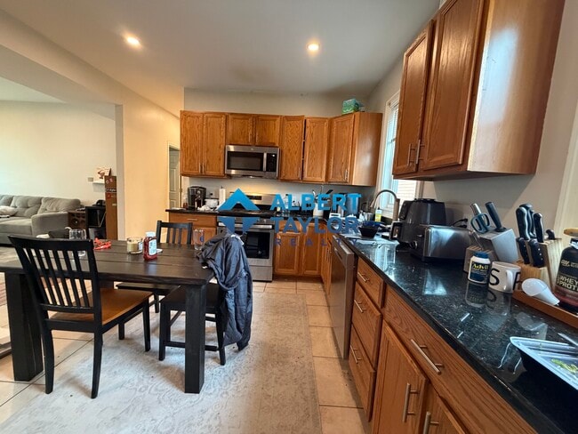 Photo - 226 Calumet St Unidad 1