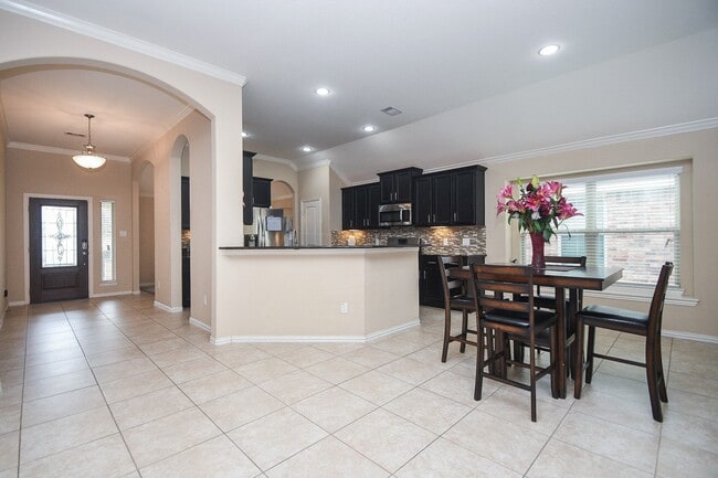 Photo - 20415 Kittredge Dr