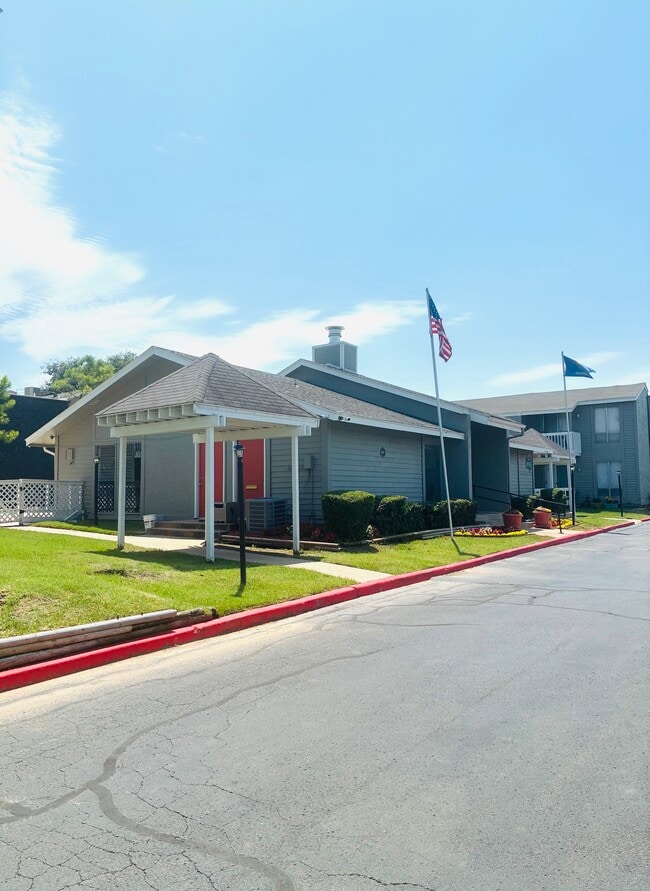 Photo - Red Fox Apartments