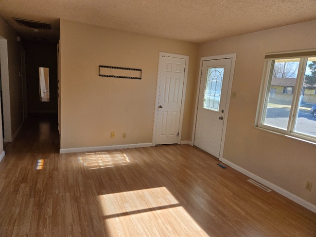 Photo - 3809 Azalea St