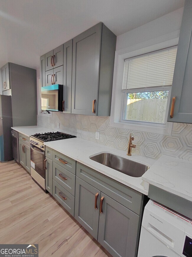 Photo - 344 Blossom Ave