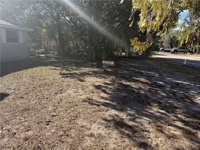 Photo - 2713 Adams St W