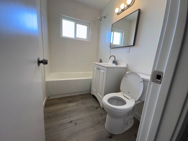 Photo - 3 Bedroom, 1 Bath Home, Fully Renovated