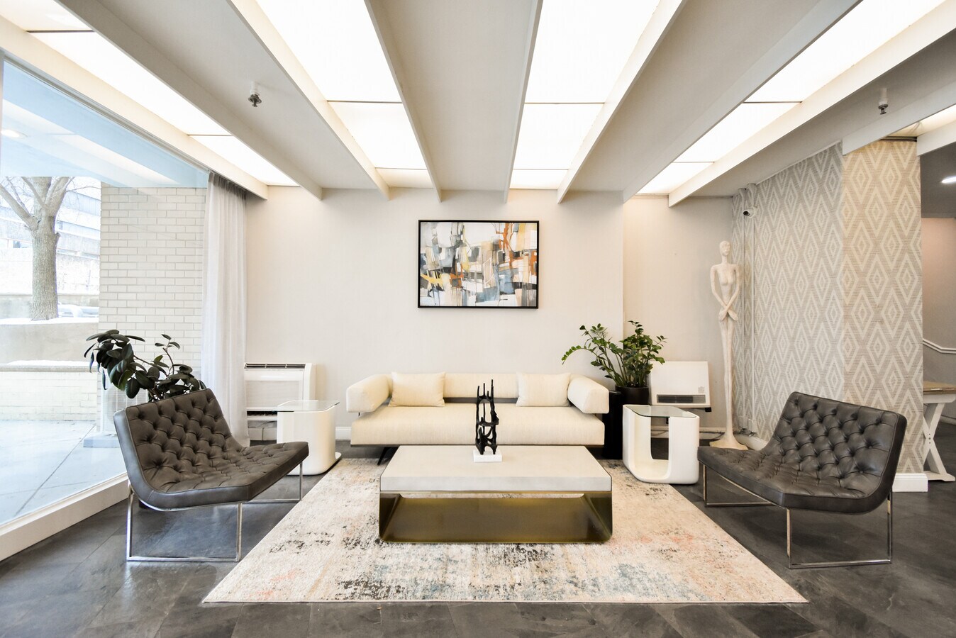 Barclay On Beacon Apartments For Rent In Brookline Ma Forrent Com