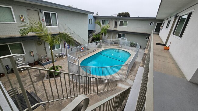 Highland Manor Apartments