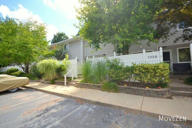 Photo - 7223 Sandy Creek Dr