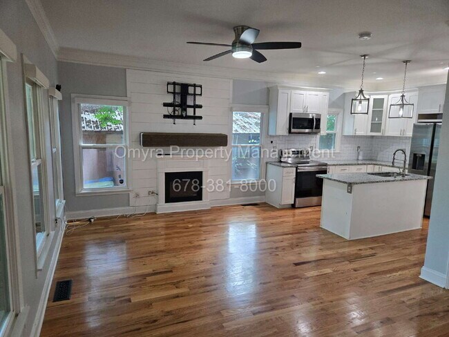 Photo - Gorgeous 3 Bedroom House in Atlanta!