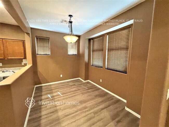 Photo - 451 S Hawes Rd