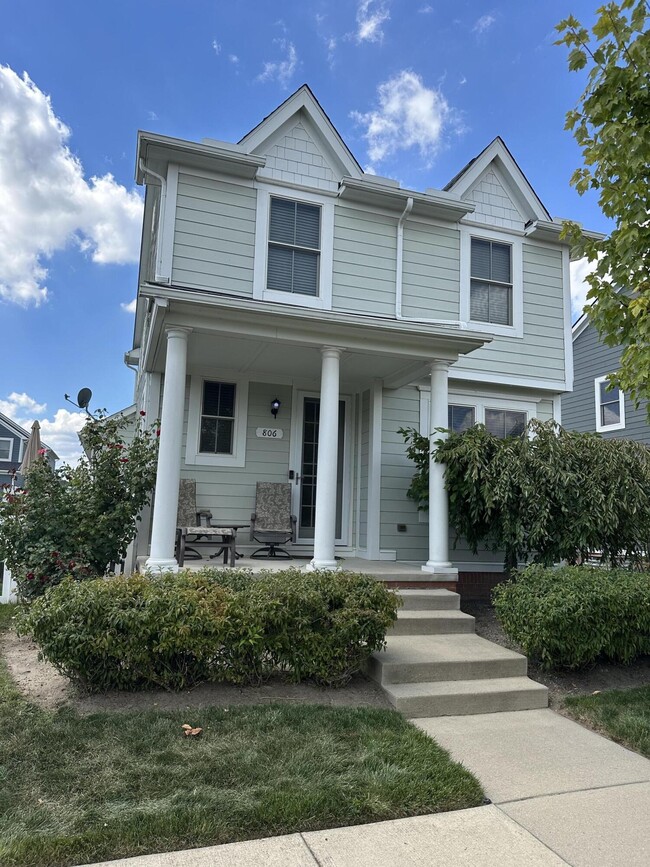 Photo - 806 Adams St