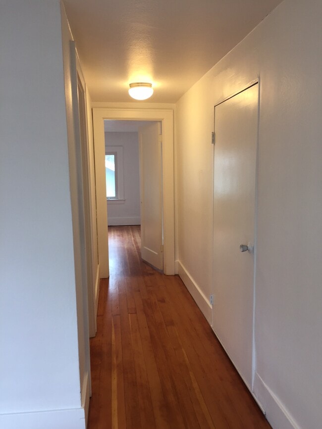 Photo - 2351 SE 51st Ave