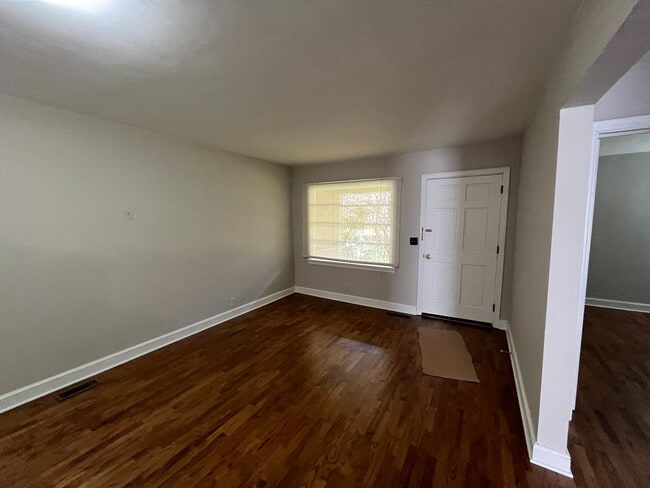 Building Photo - 208 Reynolds St NE Unit B Rental