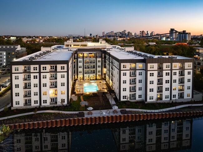 Building Photo - The Duke Metrocenter Rental